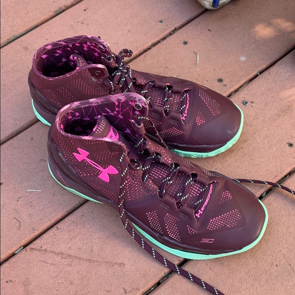 Under Armour Speedform basketball shoes